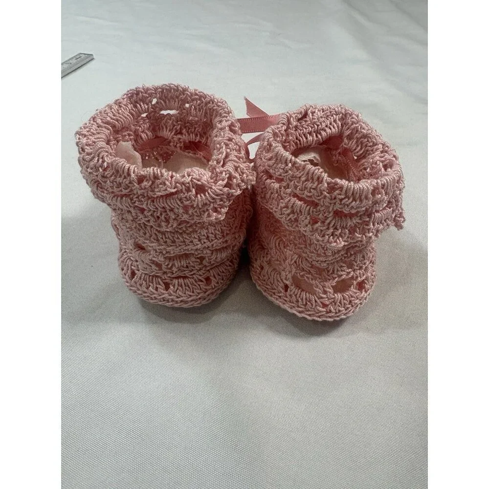 Victorian Style Rose Thread Crochet Baby Shoes With Pink Ribbon Bow
